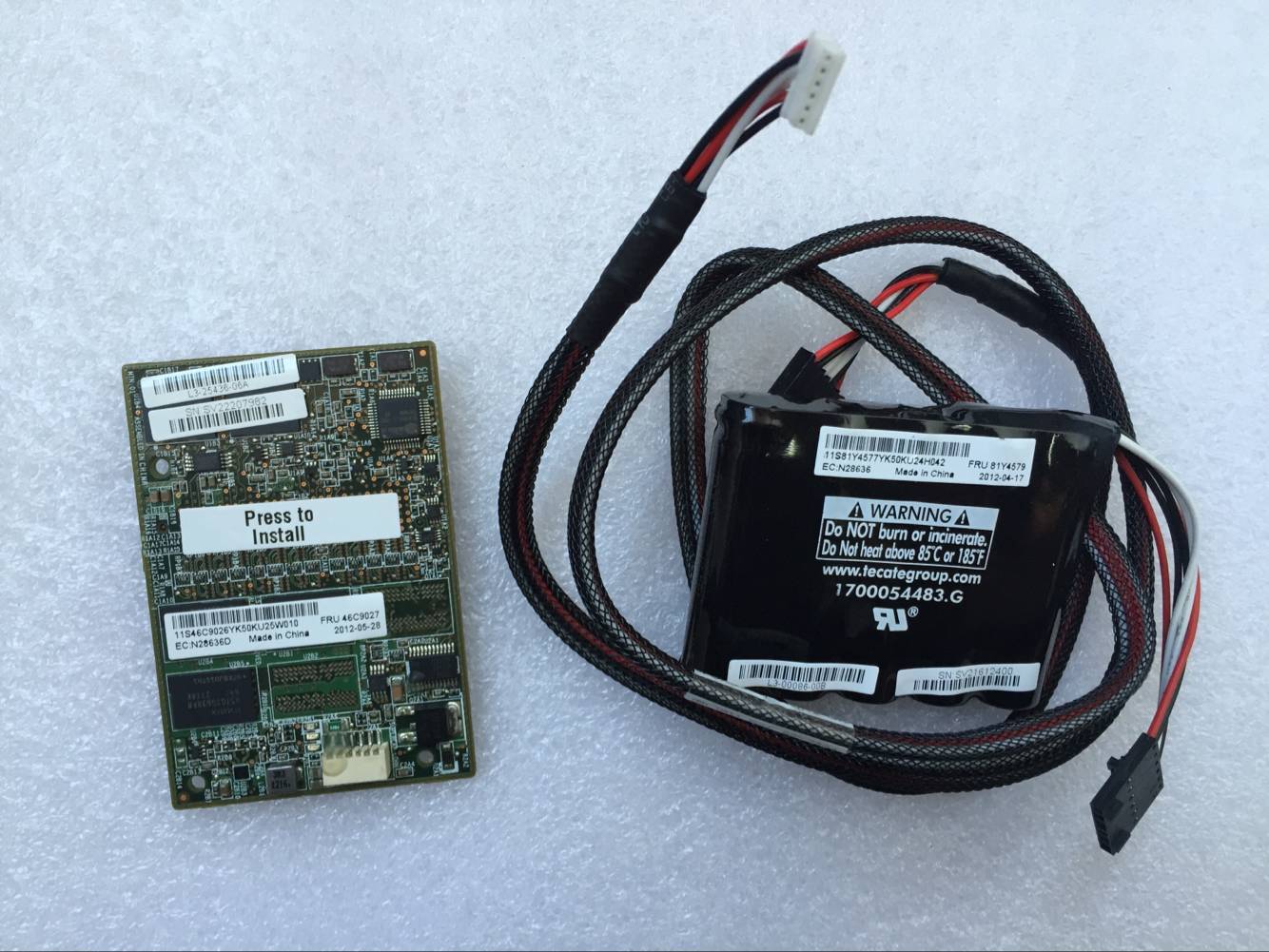 IBM 46c9027+81Y4579+90Y7304 ServeRAID M5100 Series 512MB RAID 5 