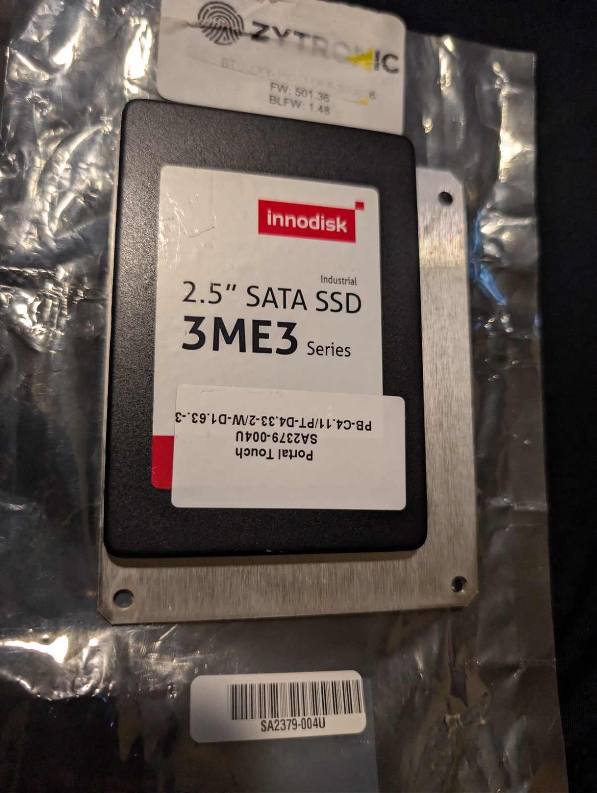 Innodisk 3ME3 Series 2.5" SATA Internal SSD Black (SA2379