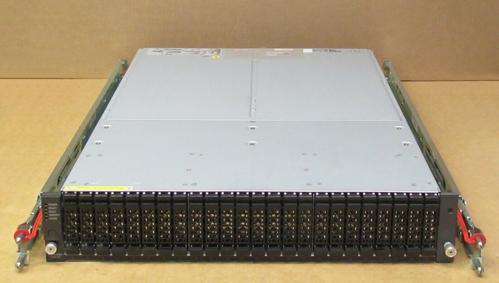 Fujitsu Eternus DX60 S2 Disk Storage System 24 x 2.5