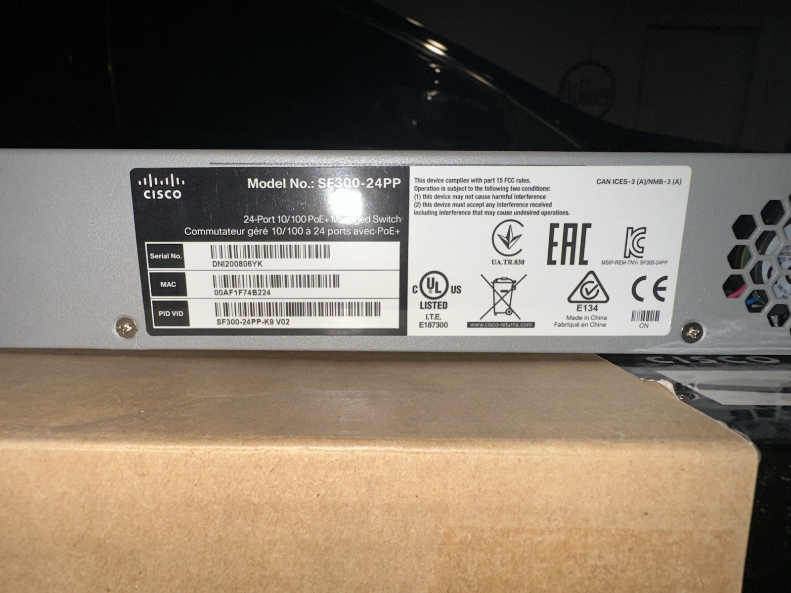 Cisco SF300-24PP 24-Port PoE+ 10/100 Fast Ethernet Managed Switch, Rack Mount