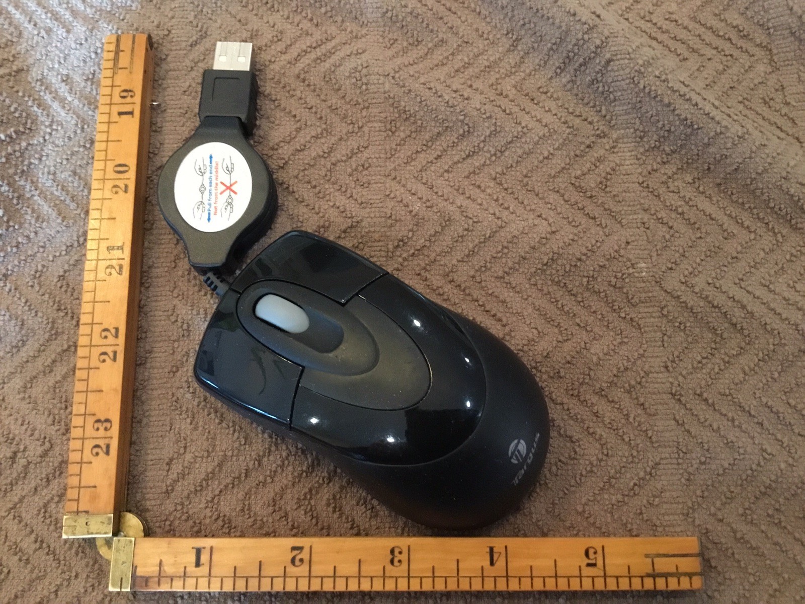 Targus Optical Mouse with Retractable USB Cable Black PAUM004U