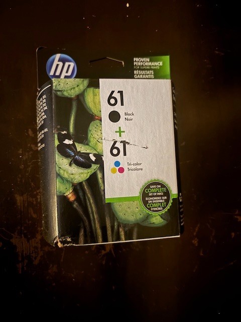 Genuine HP 61 Black & Tri-Color Printer Ink Cartridges Combo Pack EXPIRED