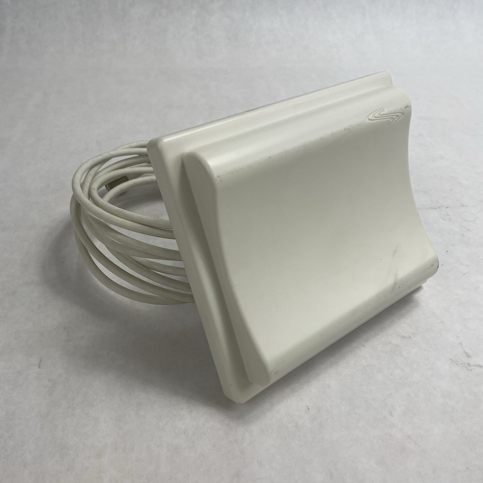 TerraWave M6020045O23602 OMNI Antennas Dual Band 5/2.4GHz