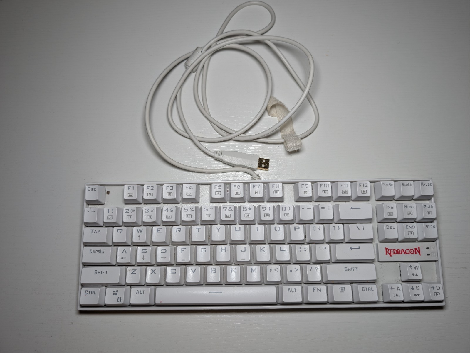 Redragon Kumara Mechanical Gaming Keyboard K552-WR White Wired Rainbow LED