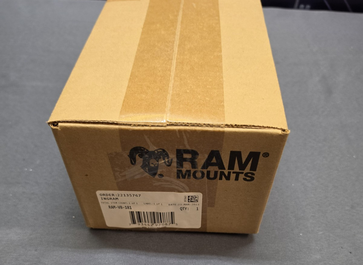 NEW in BOX Ram Mounts RAM-VB-181  RAM Vertical Drill-Down Vehicle Base NEW