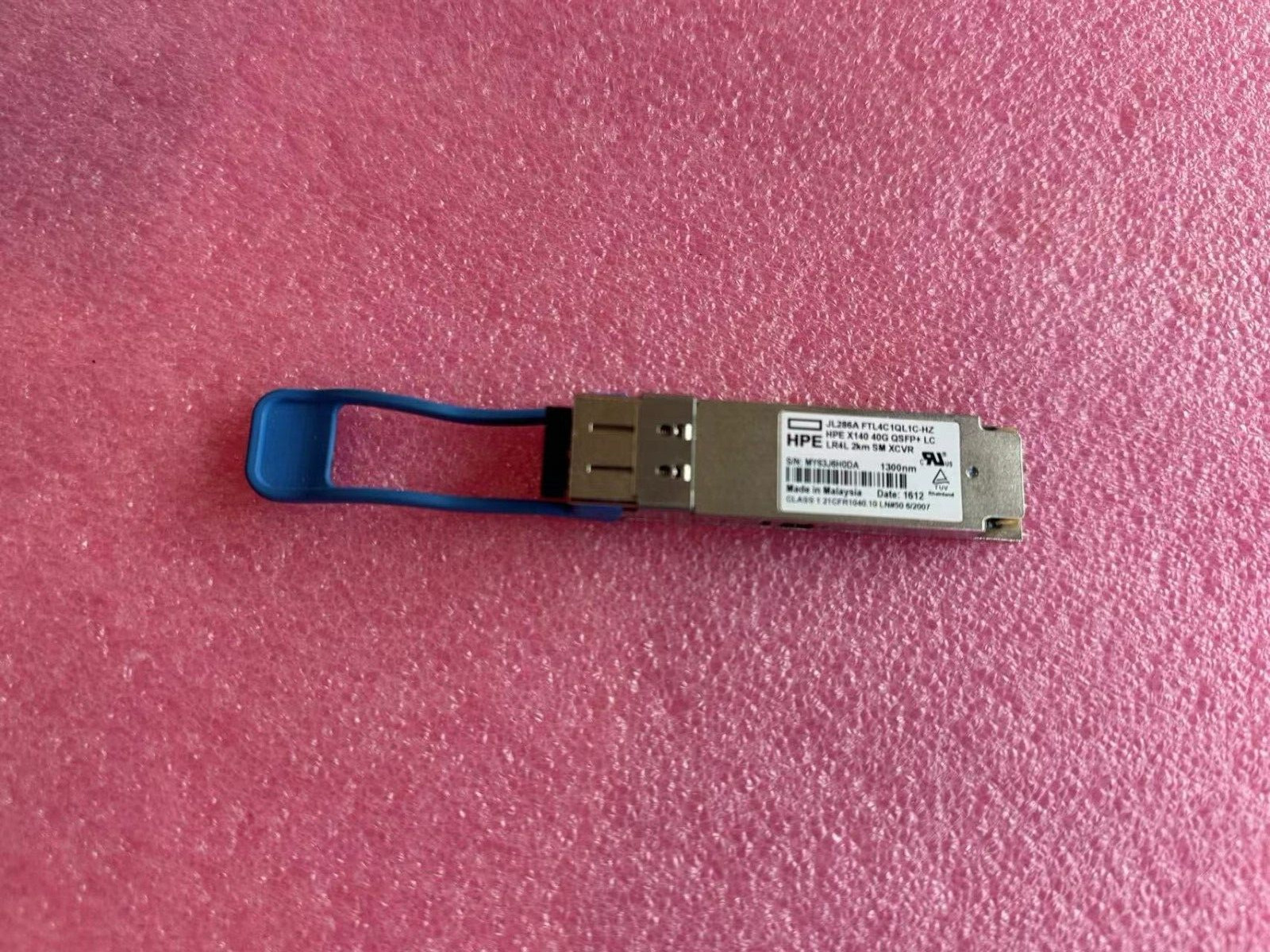 HPE Aruba X140 JL286A QSFP+ 40G-LR4L LC SMF XCVR 1300nm 2km FTL4C1QL1C-HZ