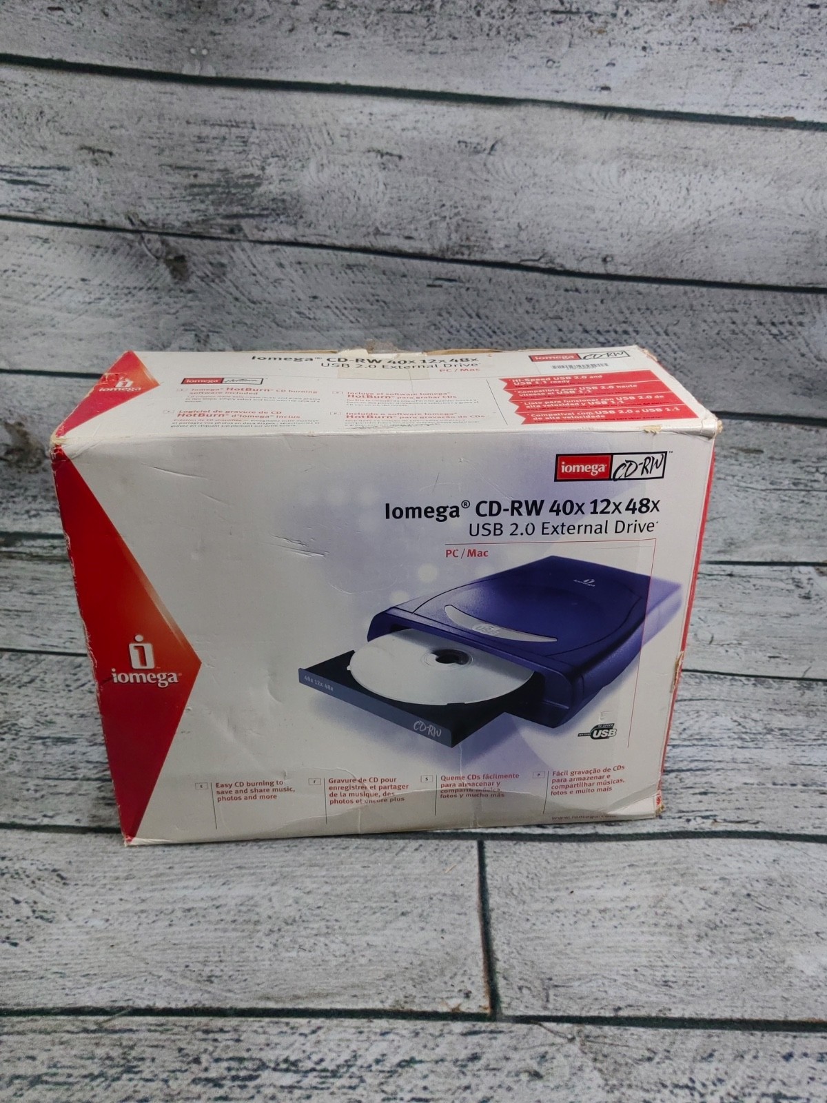 IOMEGA CD-RW 40X12X48X USB 2.0 EXTERNAL DRIVE WITH BOX