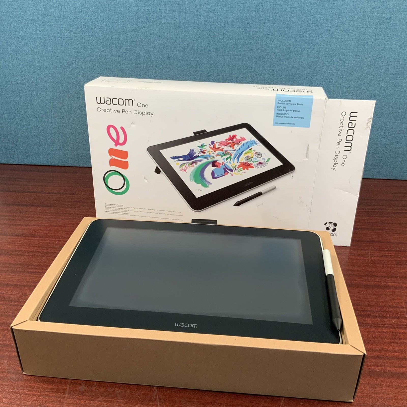 Wacom One Creative Pen Display 13.3 inch Graphics Tablet *Open Box*