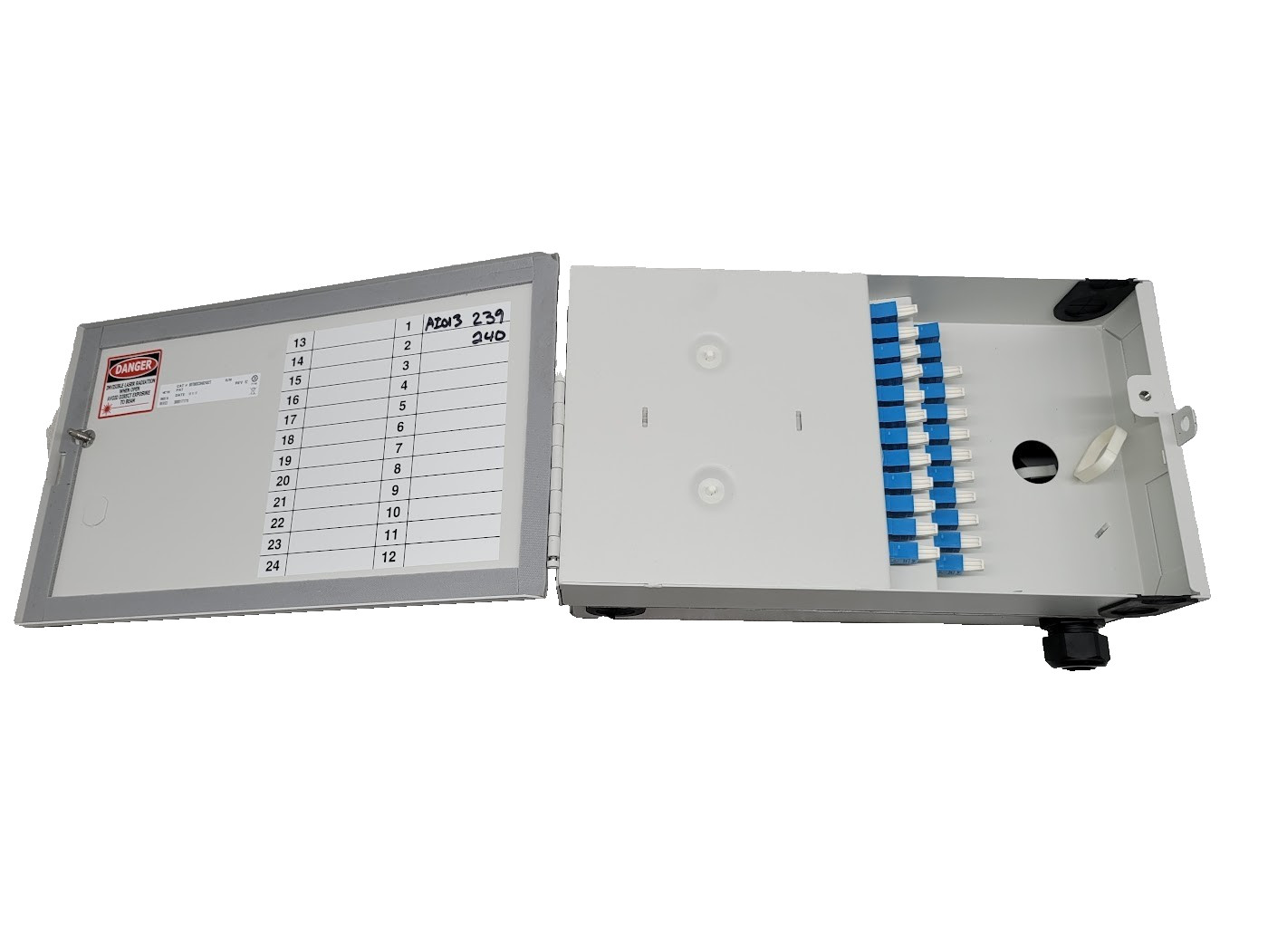 ADC 80T08SC8A02402T 12/24-PORT INDOOR FIBER OPTIC DISTRIBUTION TERMINAL BOX