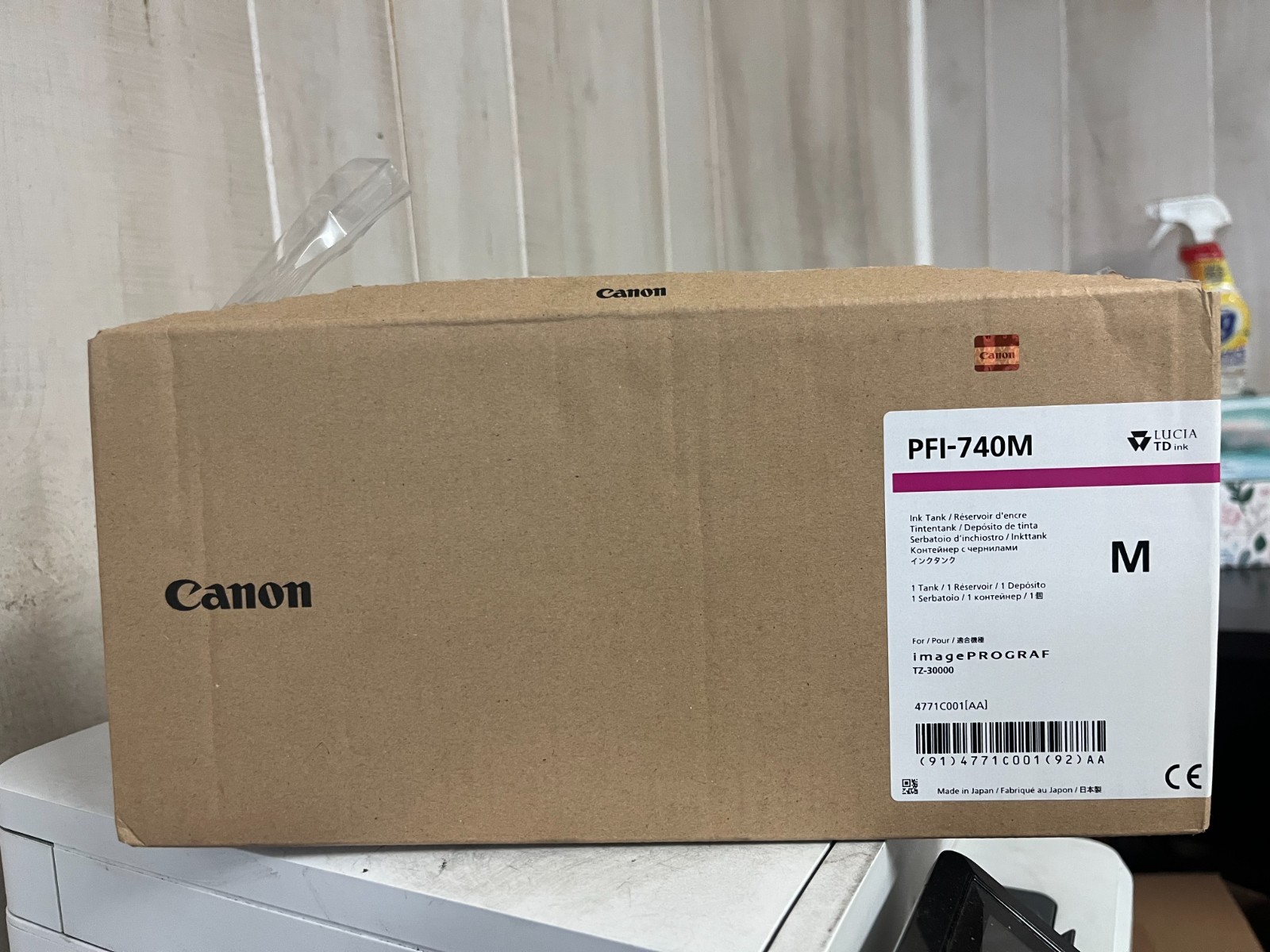 Canon PFI-740M Ink Ctg 4771C001, Magenta  open box - open bog NEW EXP. 09-2027