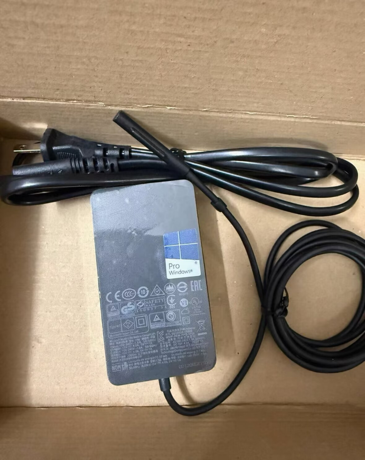 OEM NEW 65W Microsoft Surface Pro Book 1 2 3 4 5 6 7 X Adapter Charger 1706 1800