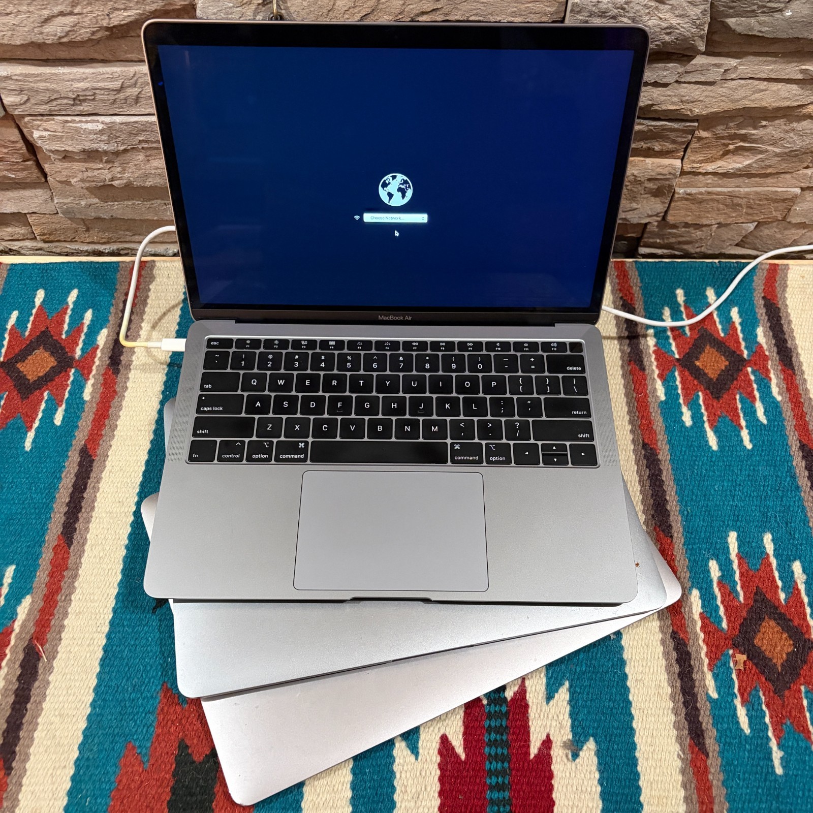 LOT OF 3 Apple 13" MacBook Air 2018/2019 A1932 3184 i5-8210Y 8GB *ASIS NO BOOT*