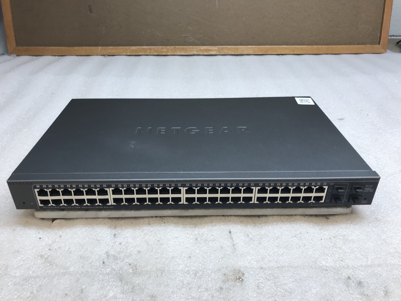 Netgear ProSafe GS748T 48-Port GbE & 4-Port SFP Network Switch