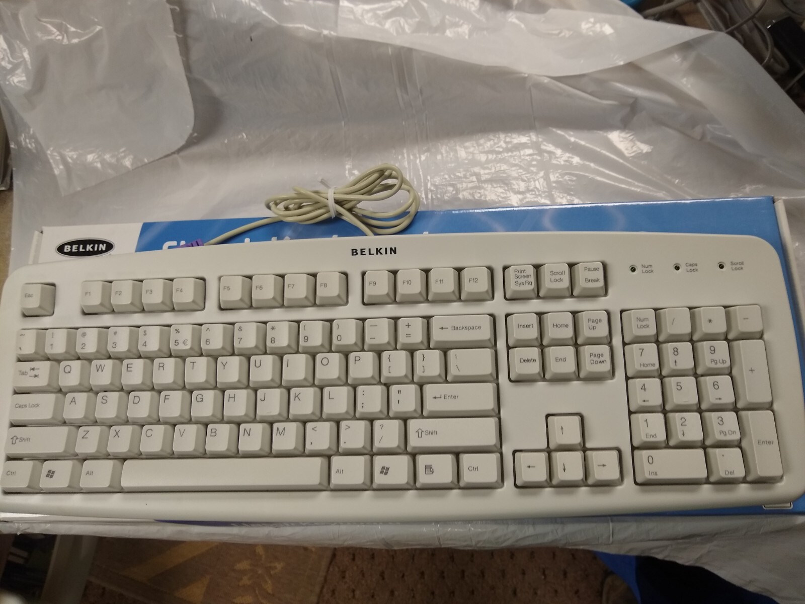 Belkin F8E206-PS/2 Classic Keyboard Input With Quiet Accuracy Wired Keyboard
