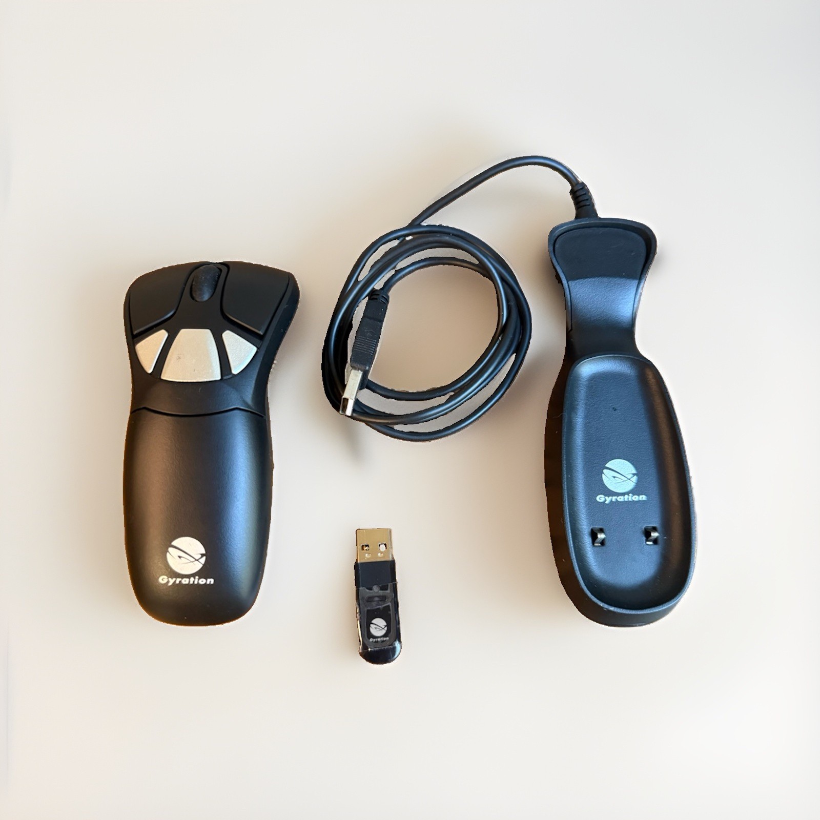 Gyration Air Mouse Go Plus With Cradle, Transceiver, USB Charging Cable