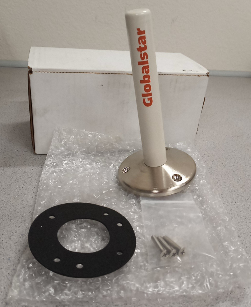 Atcom Corp. Active RX/TX Globalstar Antenna P/N: 73G1625LL-A1-XS-1F1