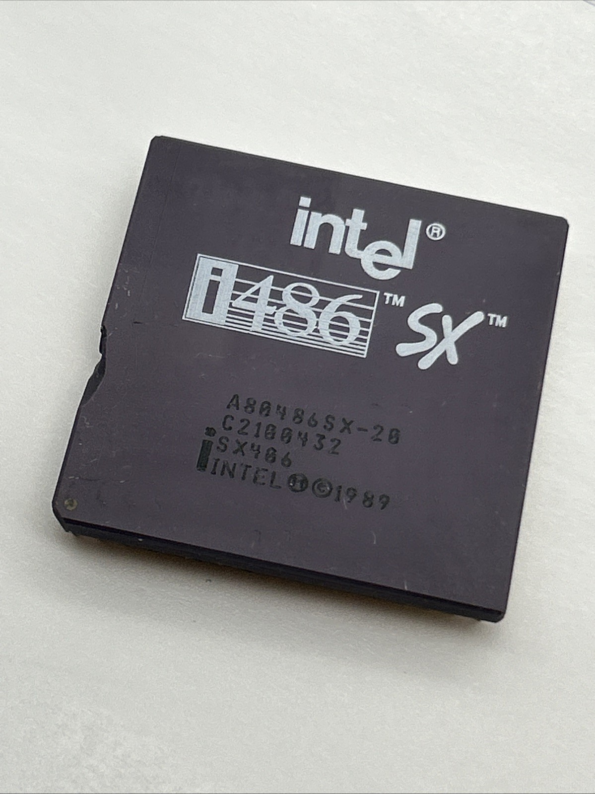 INTEL 486SX 20mhz CPU *small chip Processor Ceramic Gold A80486SX-20 1989 SX406