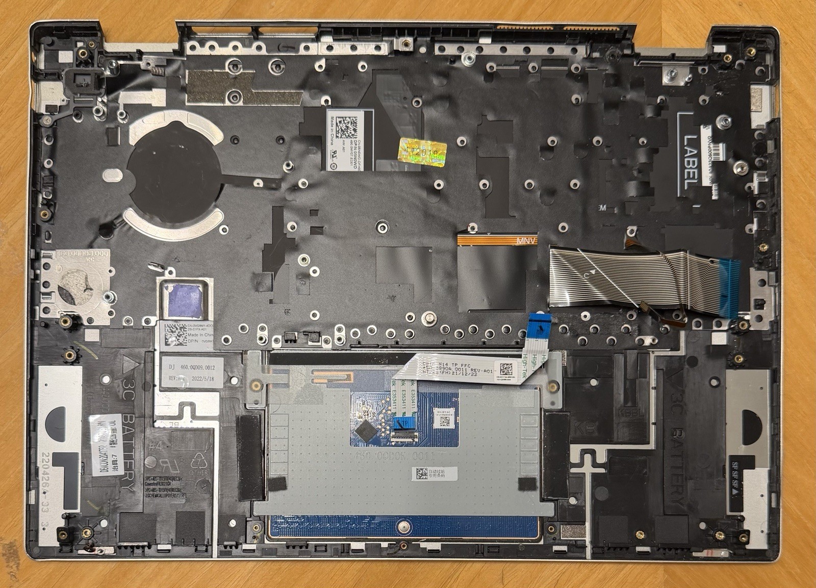 Dell Inspiron 14 Keyboard Palmrest Bottom With Trackpad