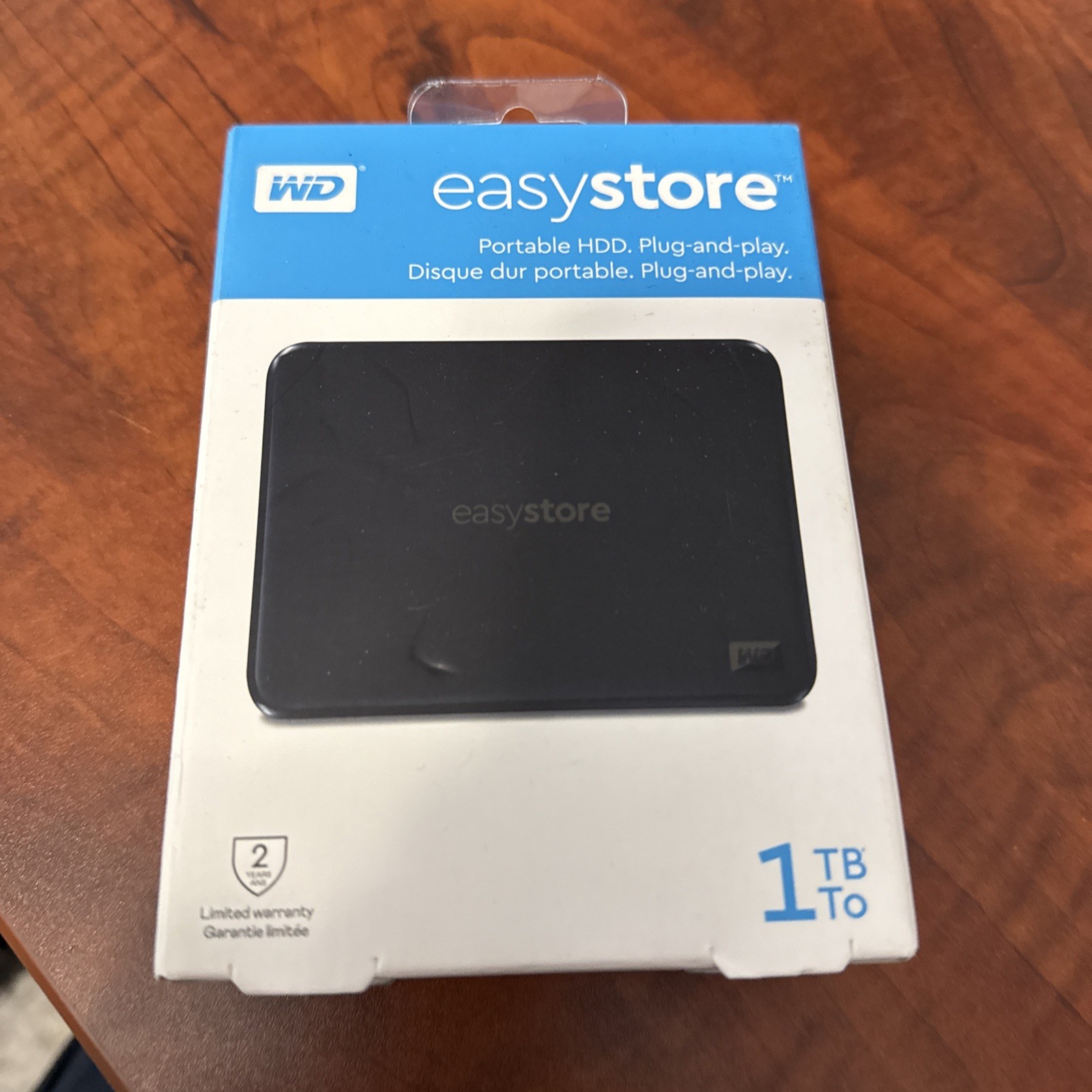 New Sealed  - Western Digital easystore 1TB USB 3.0 External Portable Hard Drive
