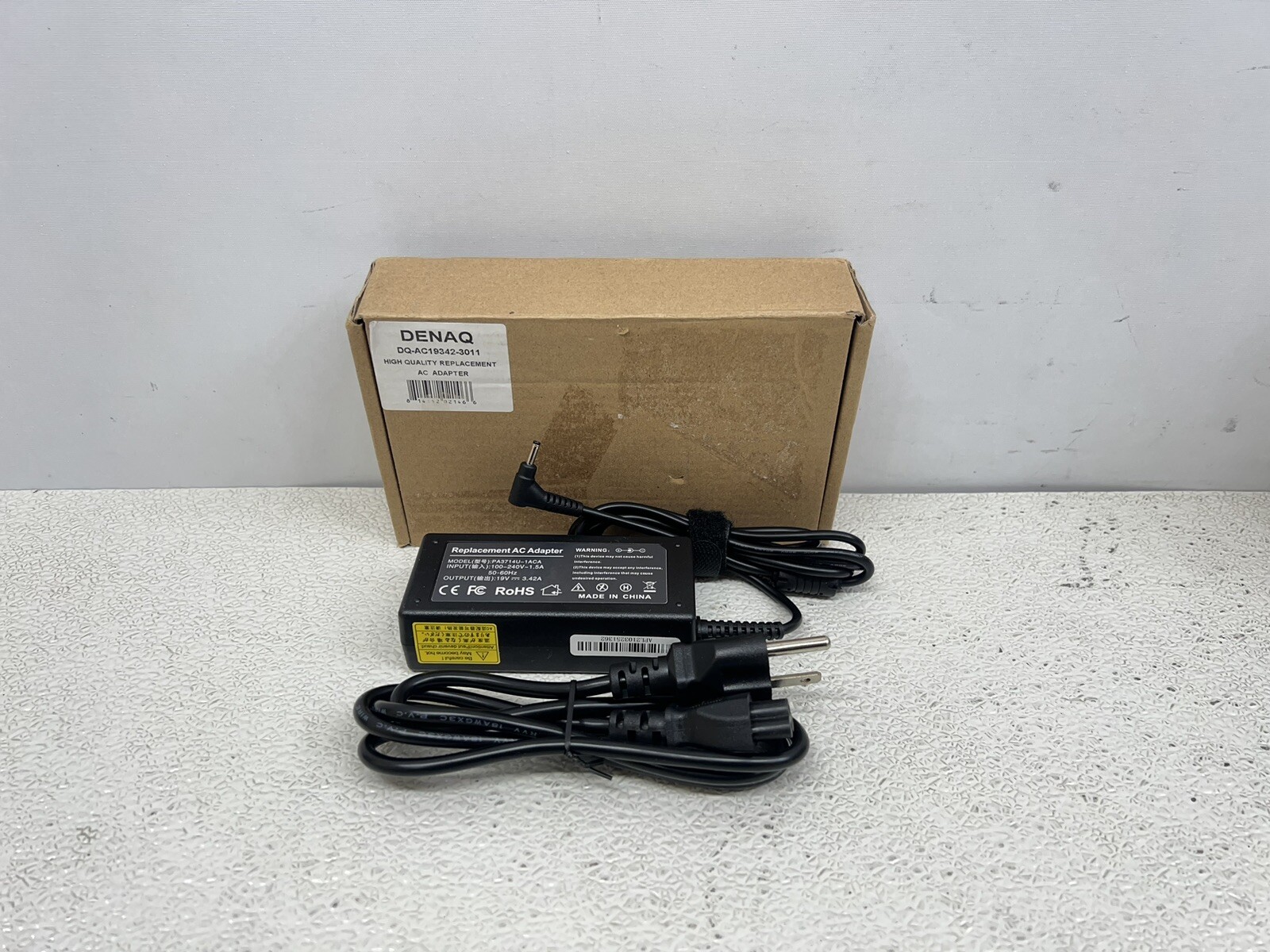 DENAQ - AC Adapter for Select Asus Laptops DQ-AC19342-3011 - Black -