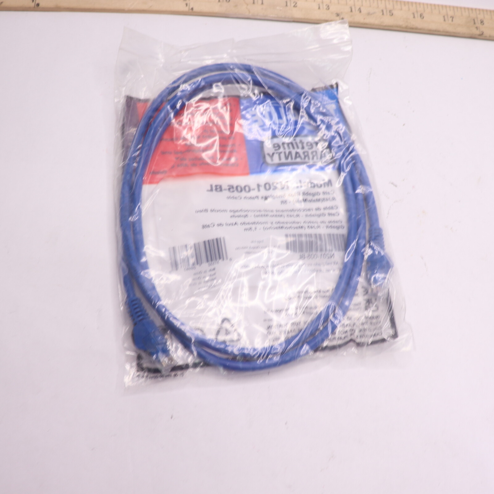 Tripp-Lite Cat6 Gigabit Snagless Patch Cable RJ45 Male/ Male Blue 5 Ft N201005BL