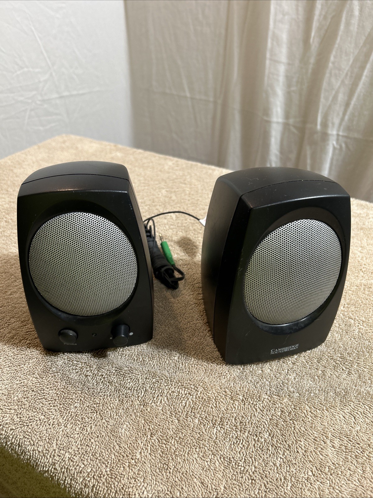 Black Cambridge Soundworks Creative GCS300 Computer Speakers Not Tested