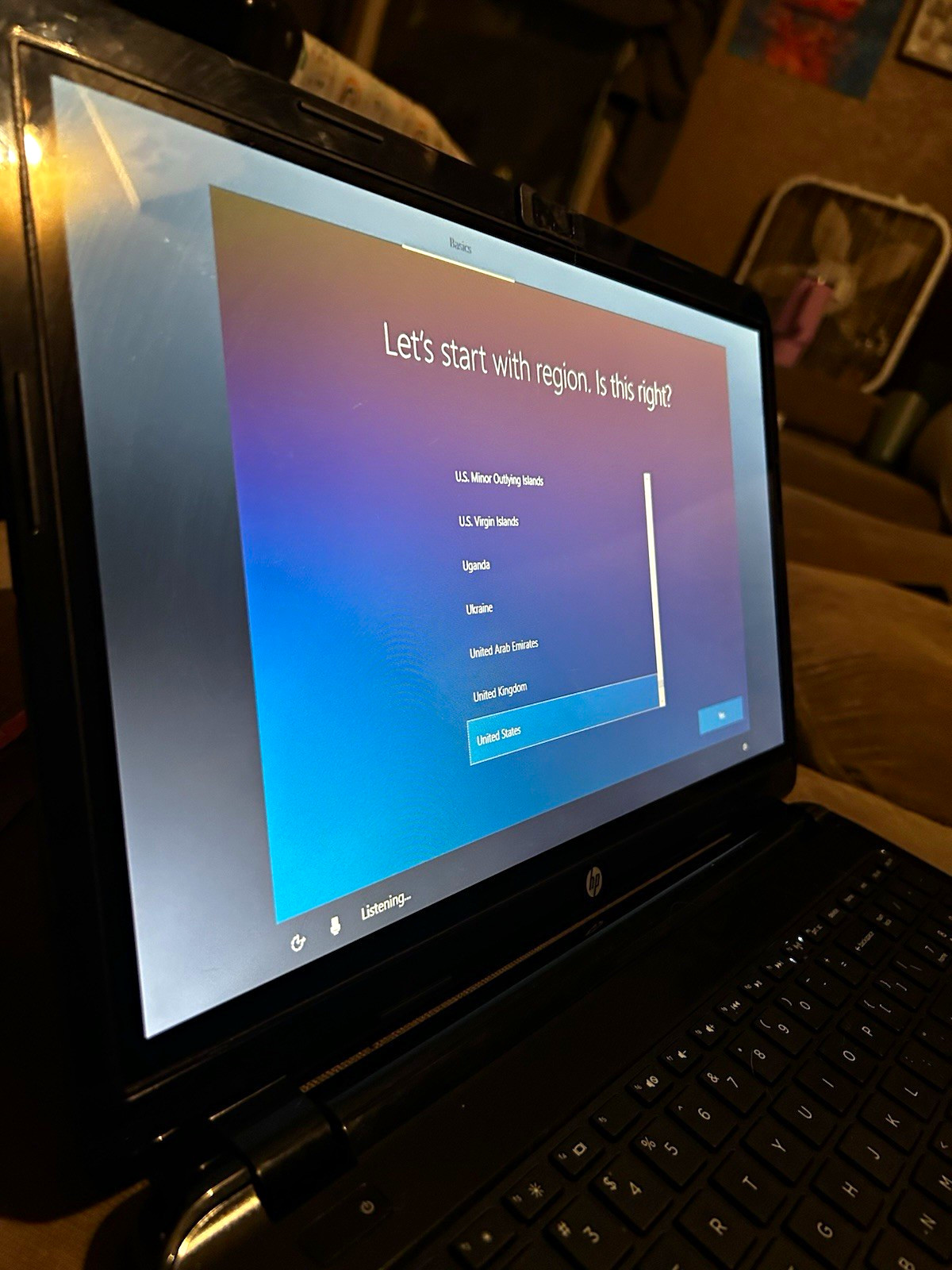 HP 15.6" Intel Core i3 4GB Ram 500GB SATA Touch DVD BURNER AMD A6 5200 Win 10