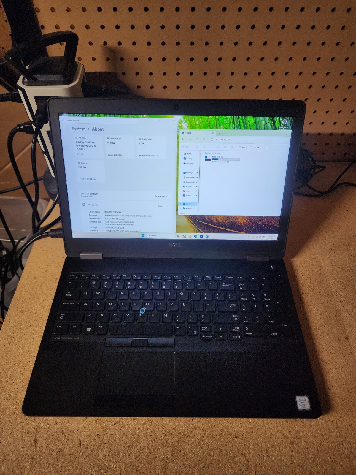 Dell Precision 3510 i7-6820HQ 2.7GHz 16GB RAM 256GB SSD W11 Pro AMD R9 M360 GPU