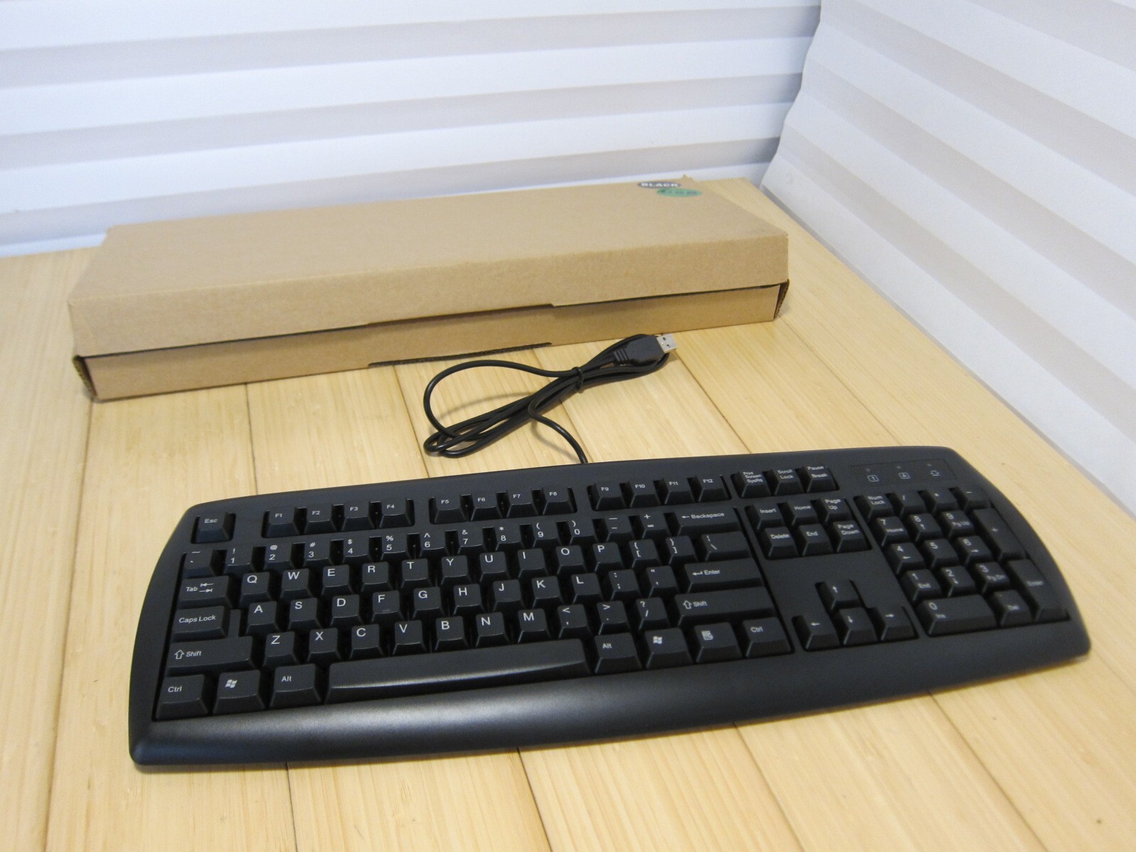 NOS AOpen Black KB825B 90.00029.25BU 104 Normal Keys USB Wired Keyboard (1 of 2)