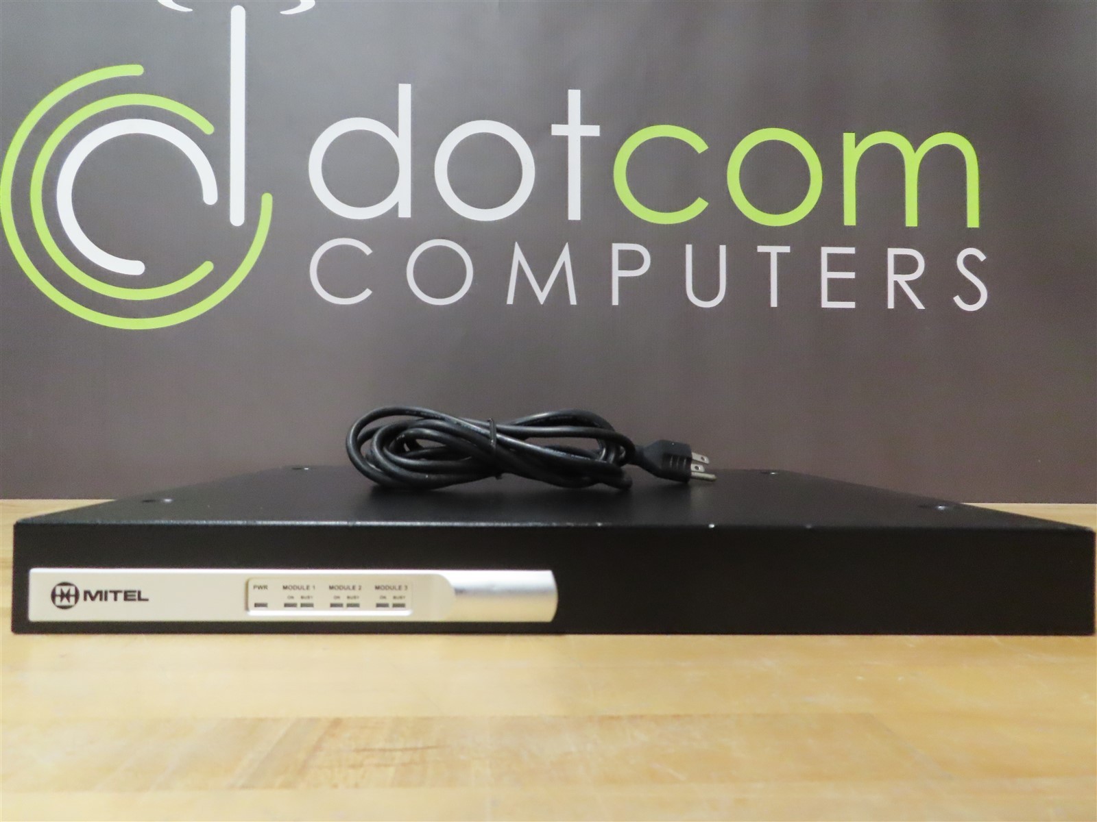 Intertel Mitel 5000 580.1001 Digital Expansion Cabinet w/ Rackmounts 1x DEM-16