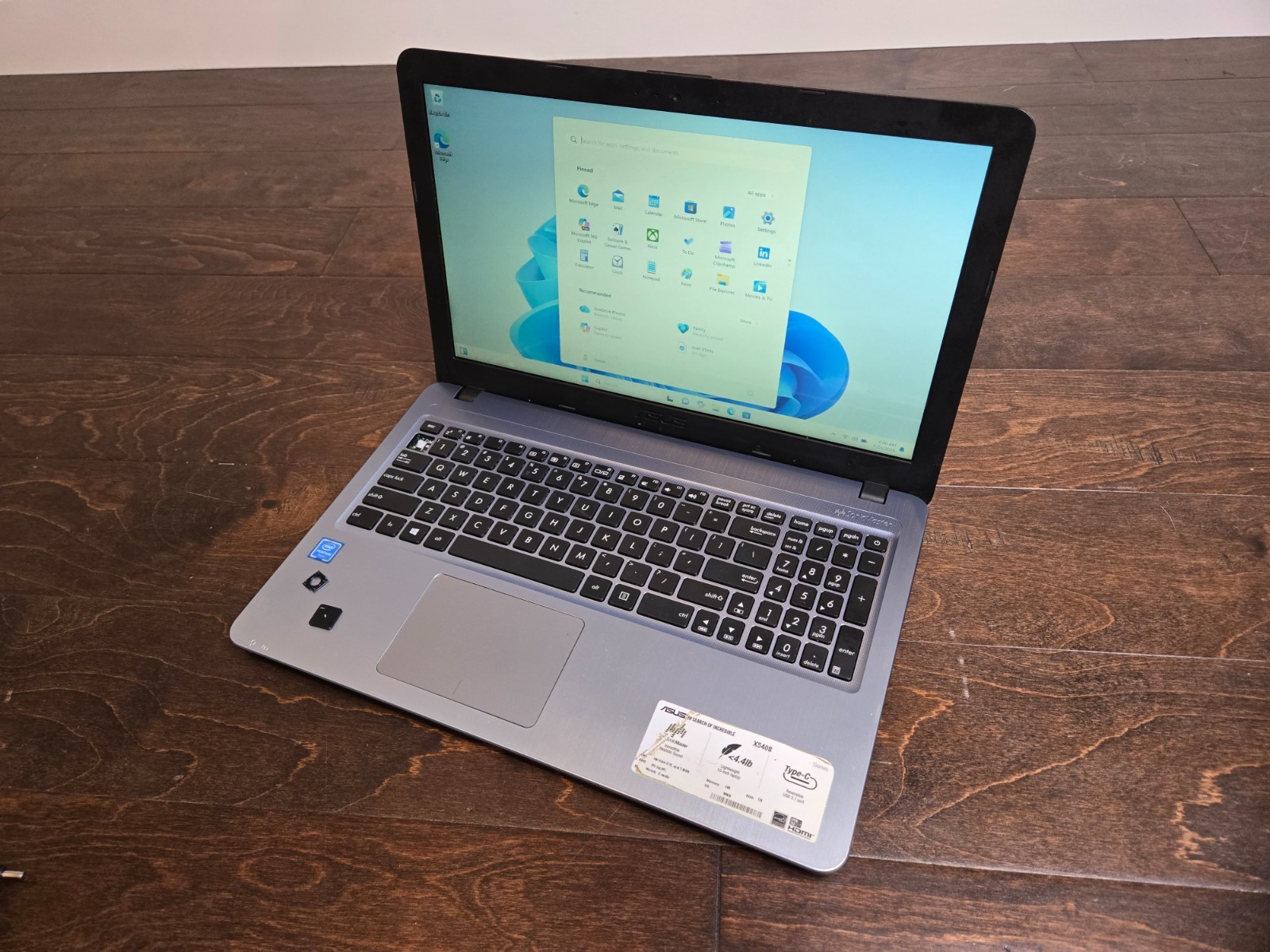 ASUS X540S 15.6" Notebook Intel Pentium N3710 1.60GHz 4GB 128GB SSD Win 11 Home