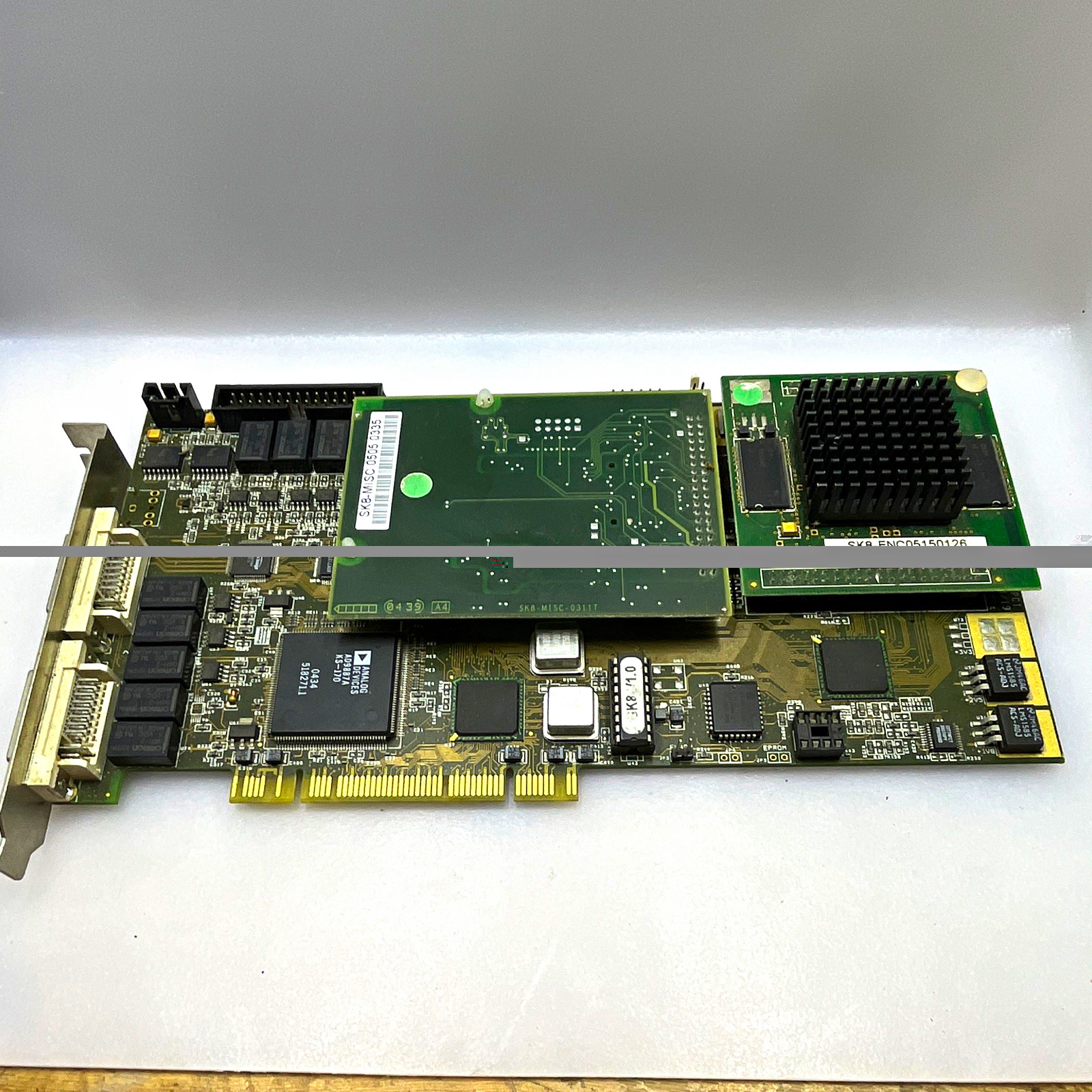 This is a Stryker Endoscopy video acquisition board sk8-mc 0513332