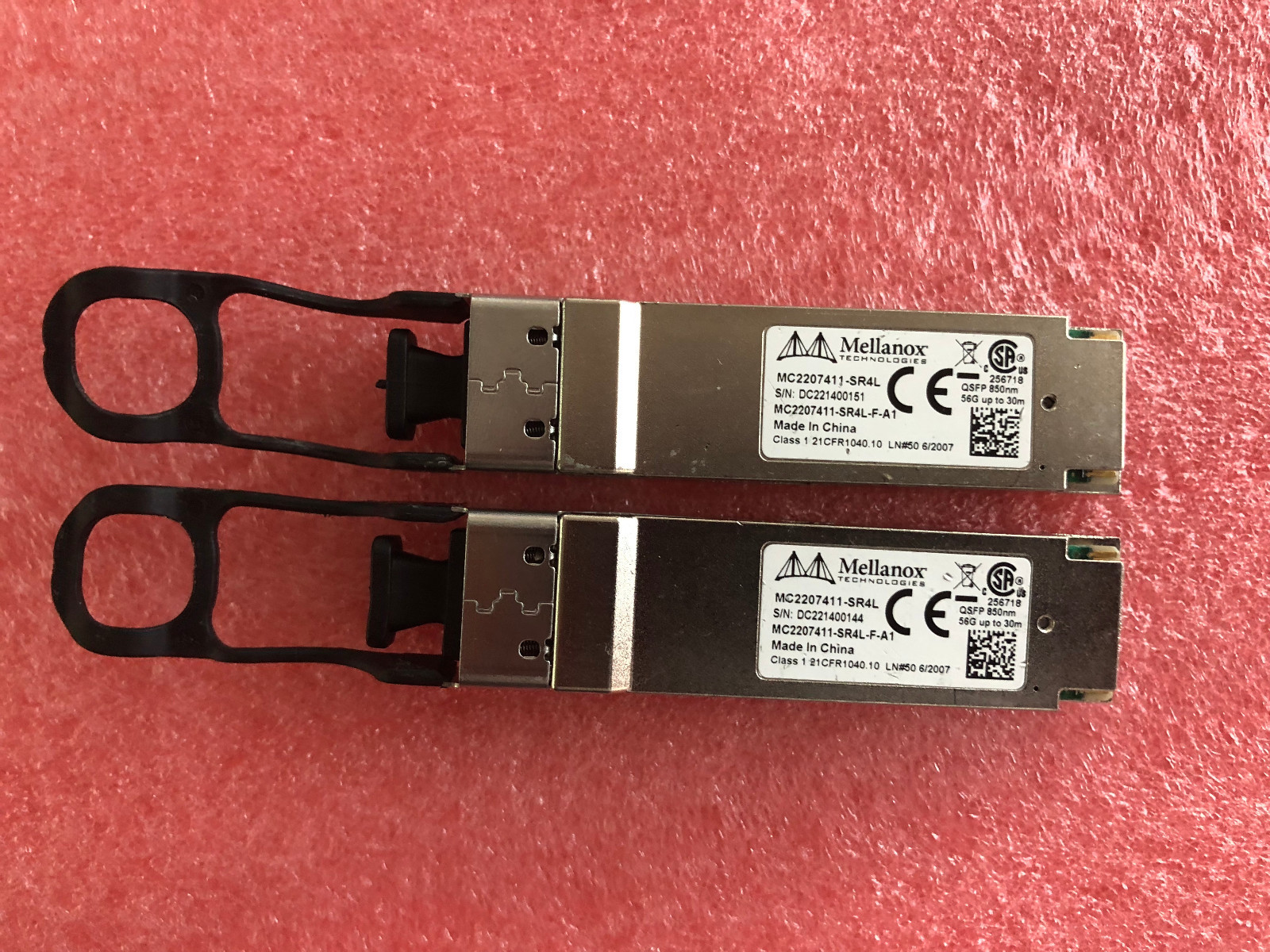Mellanox MC2207411-SR4L  QSFP+, MPO, 850nm, Up to 30M  4x14Gb/s  Up to 56Gb 