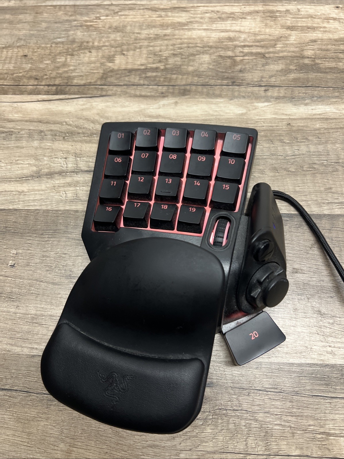 Razer Tartarus V2 Mecha-Membrane Gaming Keypad Chroma RGB RZ07-0227