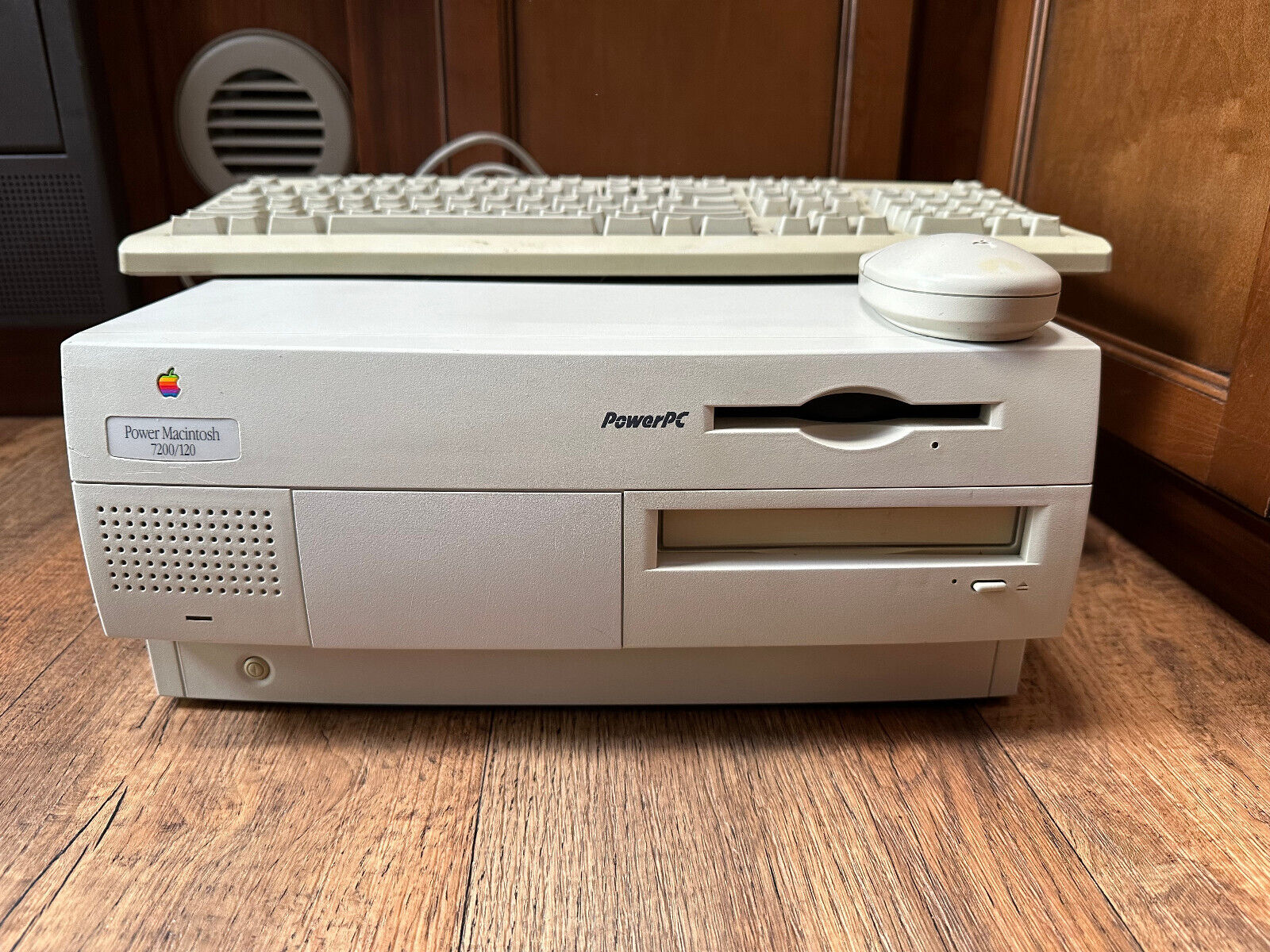 Apple Power Macintosh 7200/120 Vintage Desktop Computer w/ BlueSCSI and 3MB VRAM