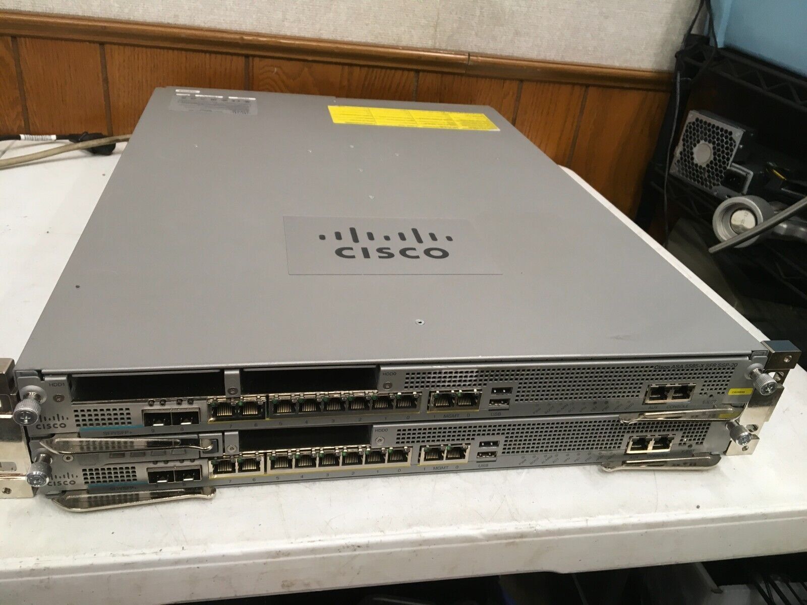 Cisco ASA 5585 ASA 5585-X SFR SSP-20 Adaptive Security Appliance with Dual 1200W