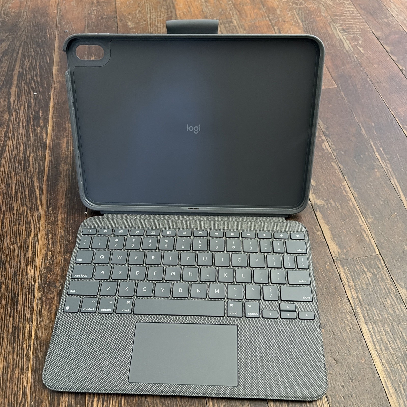 Logitech Combo Touch for iPad Air 11" M2 M3 M4 Backlit Oxford Grey