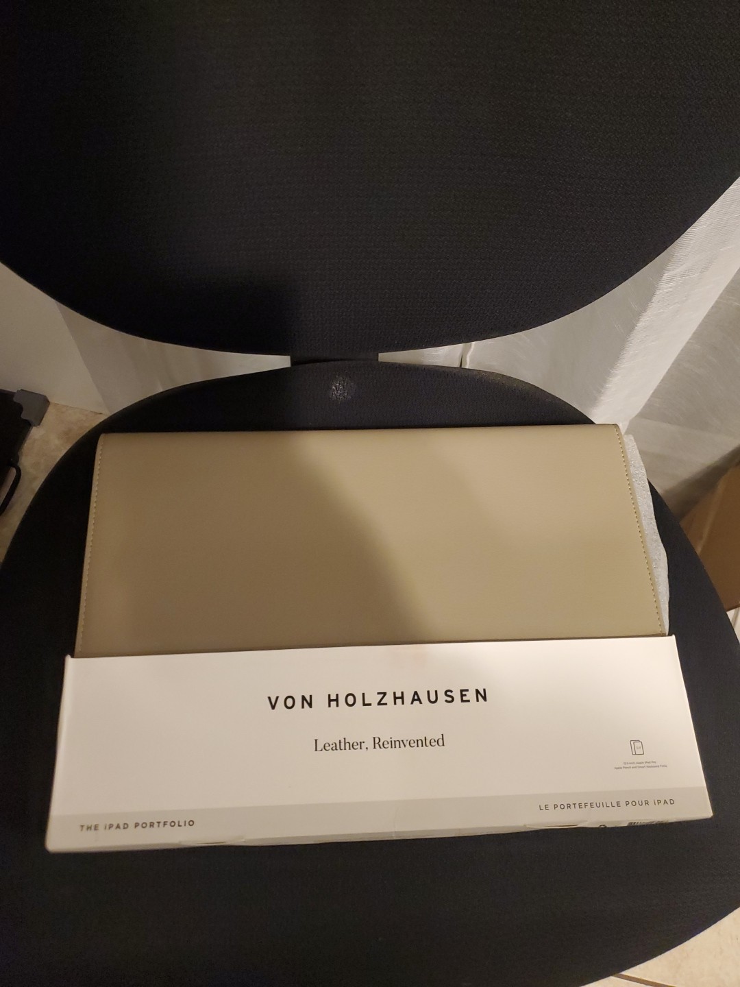 New Von Holzhausen MacBook Portfolio 12.9 in Vegan Leather Cover Stone Gray