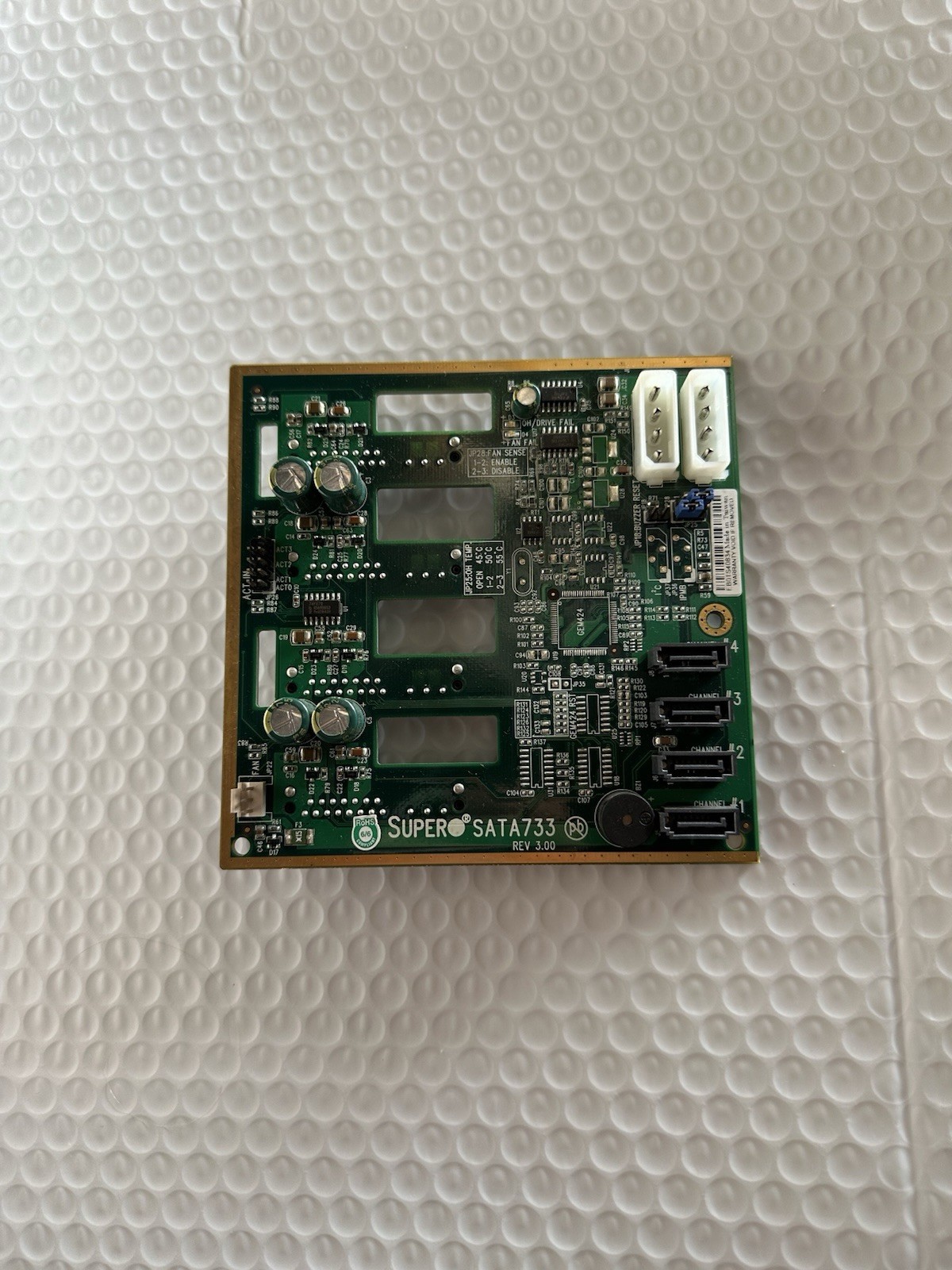 Supermicro SATA733 Rev 3.00 Server 4-Port SATA II/SAS Backplane