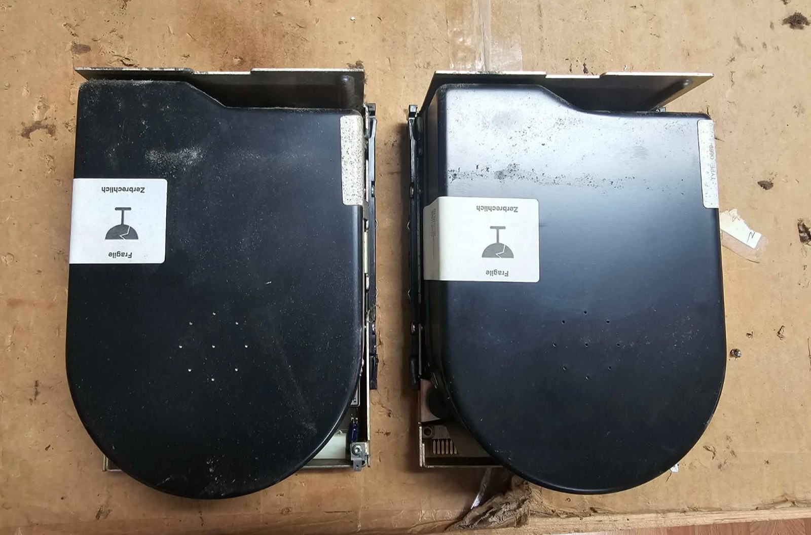 2x Rare IBM 15F6730 115MB 5.25" FH ESDI HARD DISK DRIVE TYPE 0669 PC AT System36
