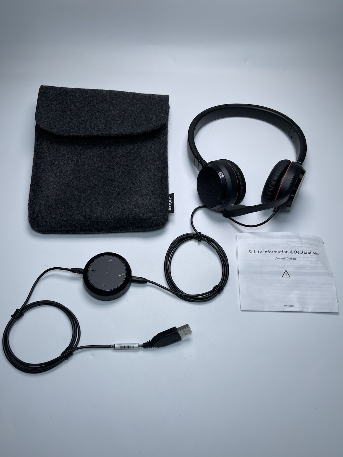Dell Jabra Sound HSC060 Microphone Wired Headset Black USB & Soft Case NEW