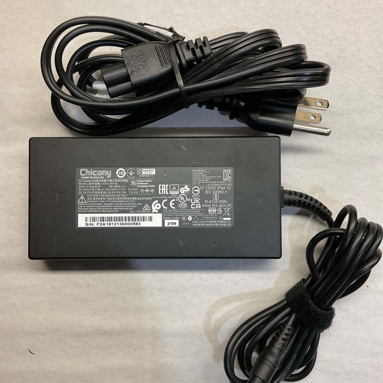 Genuine Chicony 20V 6.75A 135W AC Adapter A18-135P1B Charger 5.5*2.5mm