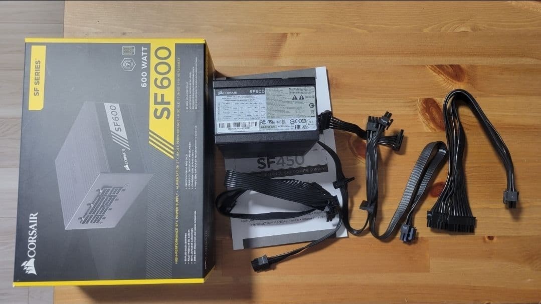 CORSAIR SF600 600W SFX 80PLUS GOLD Power Supply Unit