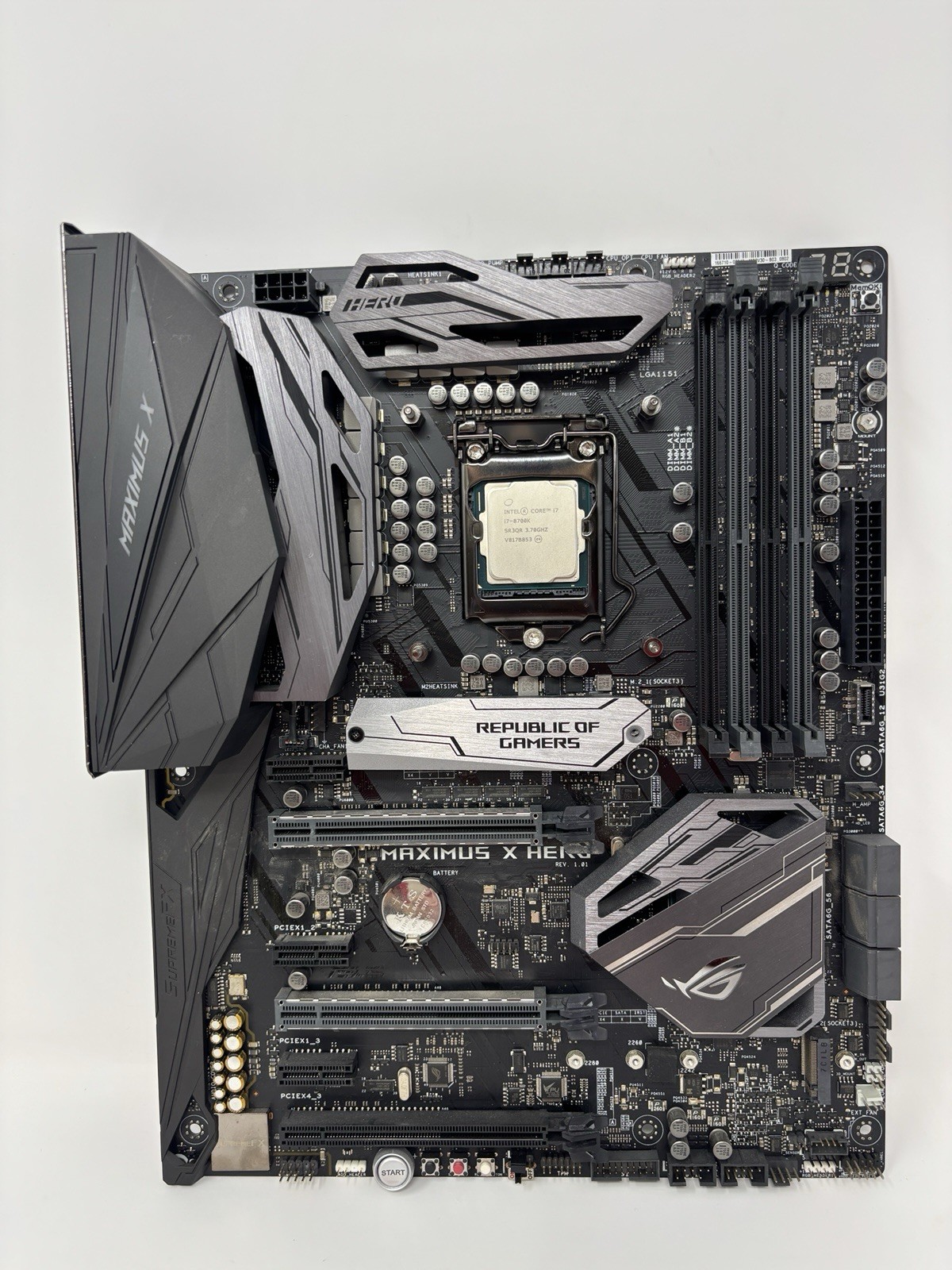 ASUS ROG Maximus X Code LGA1151 (Intel 8th)  +  Intel Core i7-8700K Processor