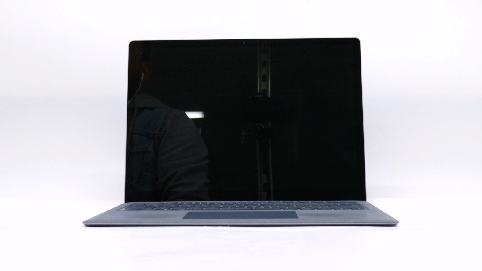 Microsoft Surface Laptop 4 13" i5-1145g7 16GB 512GB - Good