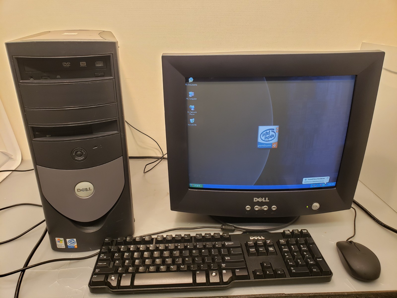Retro Dell Optiplex GX280 PC w/ E773c 17" CRT P4 H/T SSD 4GB 1.5TB LOADED Bundle