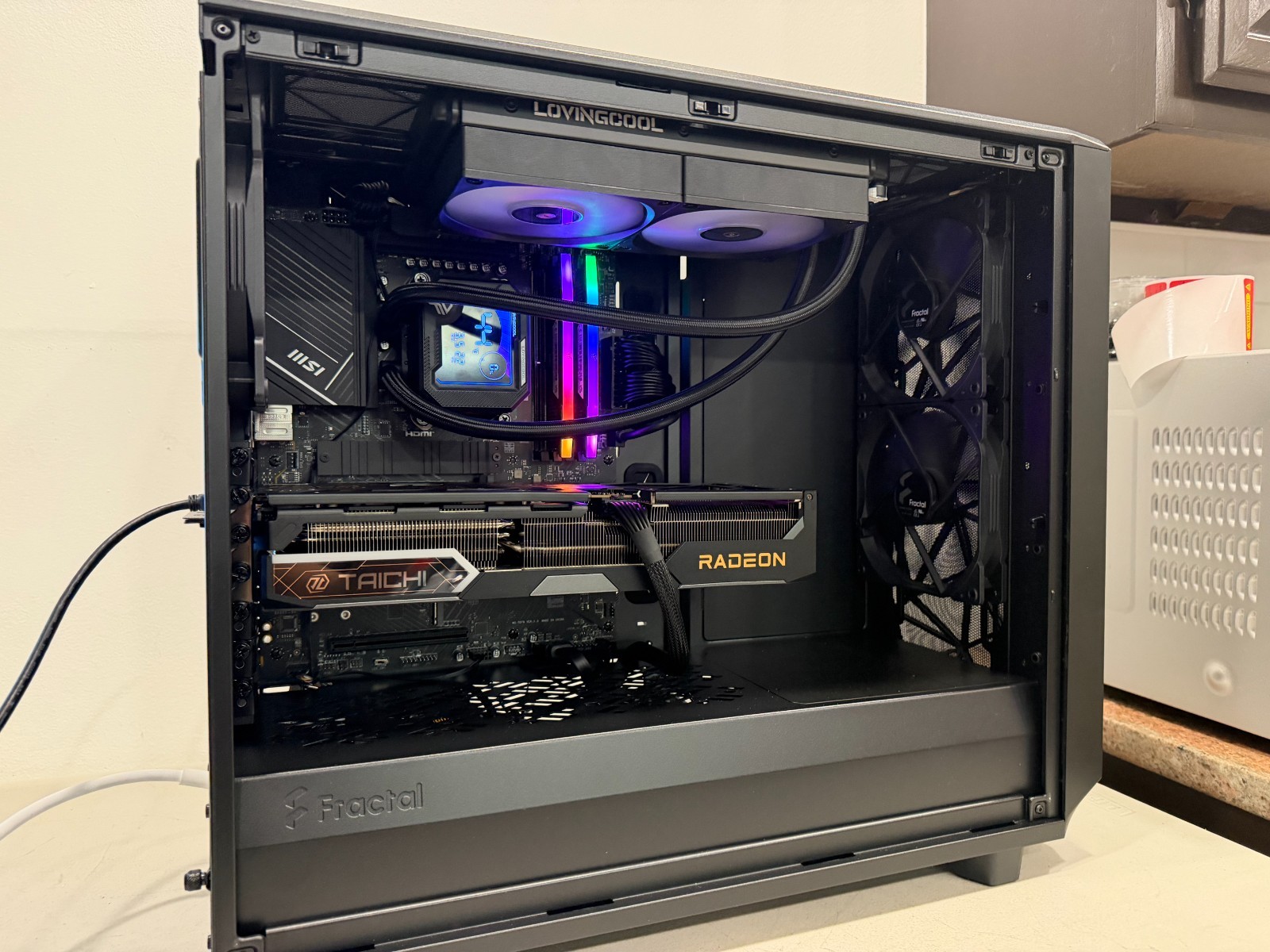 Gaming PC Ryzen 7 9800X3D RX 9070 XT 16GB 32GB DDR5 1TB SSD WiFi Win11