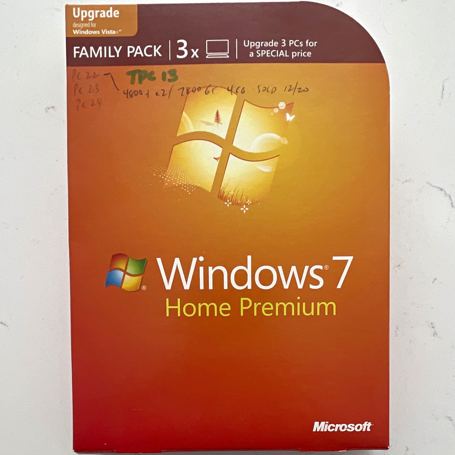 Microsoft Windows 7 Home Premium Upgrade Family Pack 3 PCs DVD English