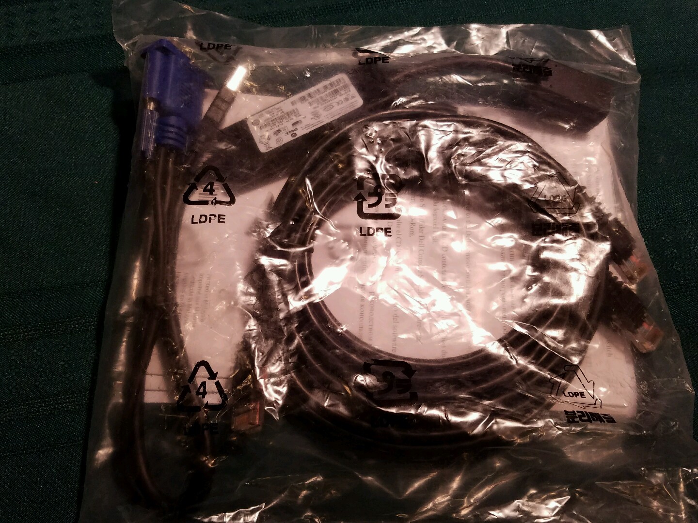 NEW OEM SEALED  MY-OHG526-69646 Dell P/N:OHG526 USB KVM Switch Cable      #L19