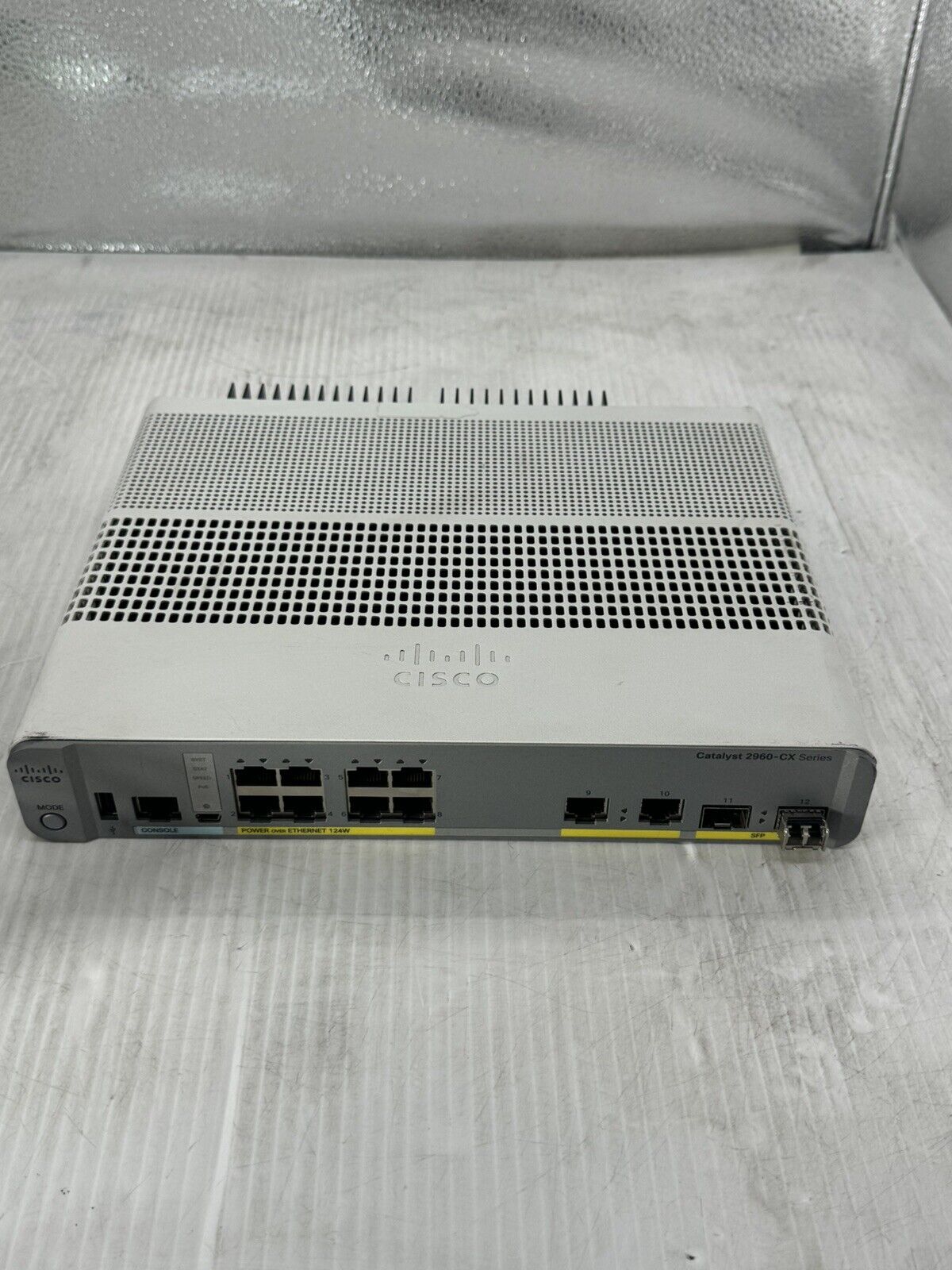 Cisco Catalyst 2960-CX  Series 8 Port PoE LAN Base Switch (WS-C2960CX-8PC-L)